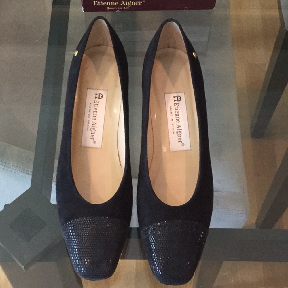 Classic heels